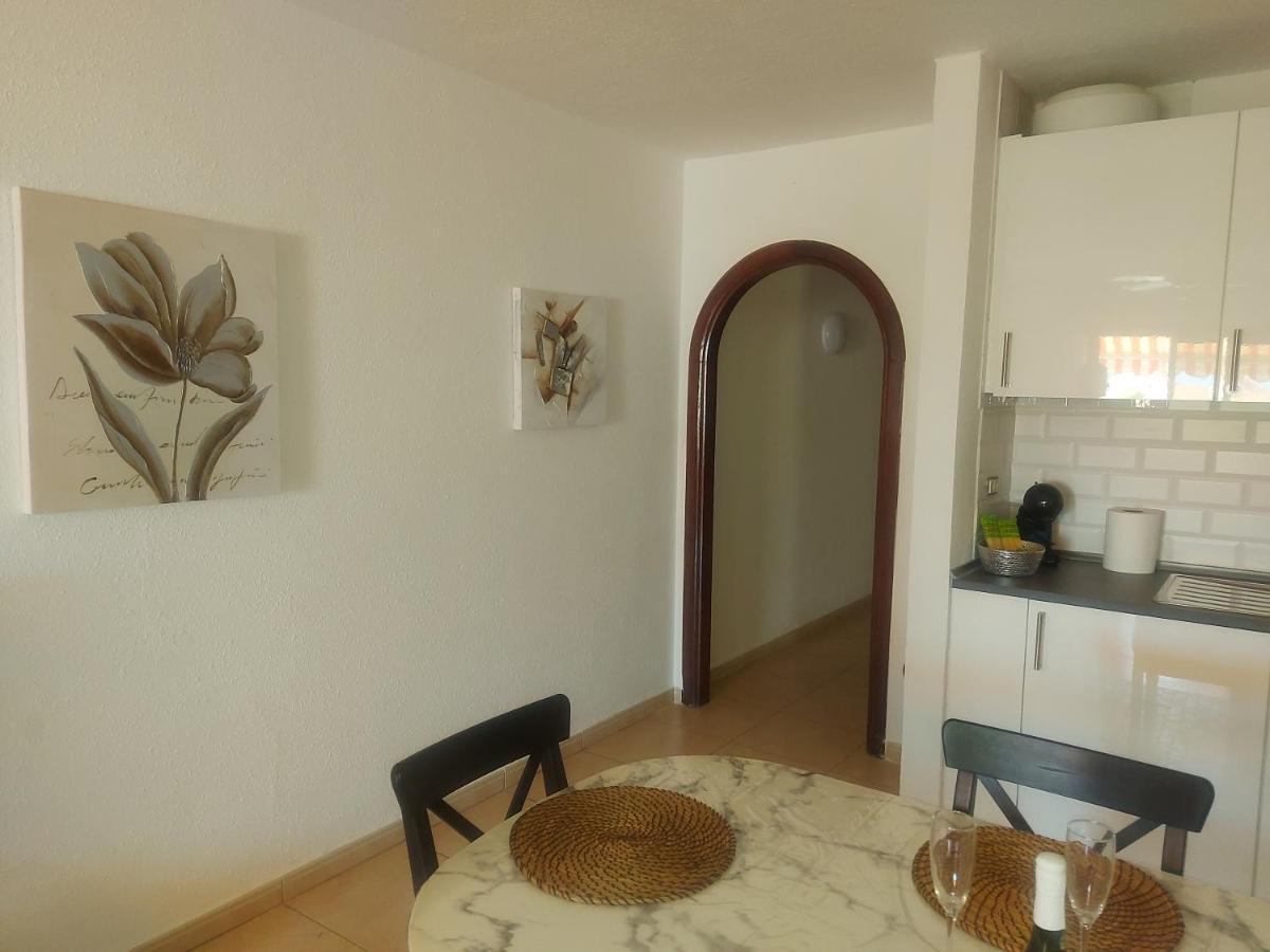 Under The Lime, Beautiful Apartment Los Cristianos 로스크리스티아노스 외부 사진